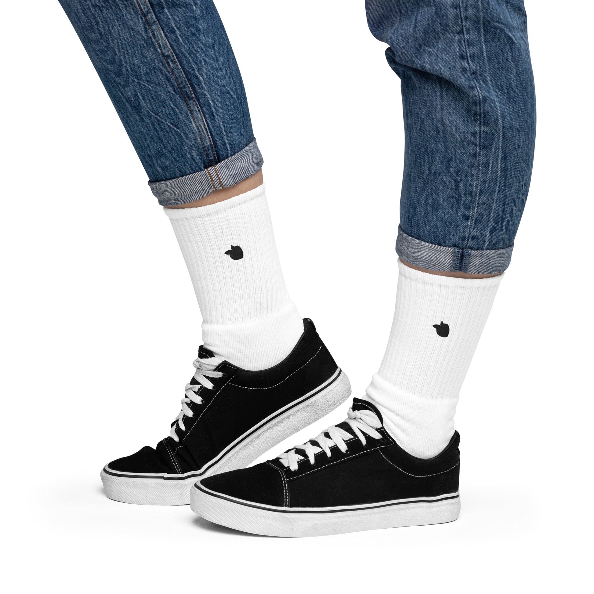 tsgabrielle™ • tsgabrielle™ • Men's Embroidered Socks White • Socks • Men's Embroidered Socks White • TSG3 - PP04 - 2400093A •